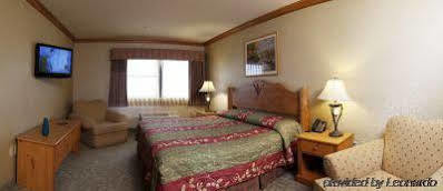 Kewadin St. Ignace Hotel Evergreen Shores Dış mekan fotoğraf
